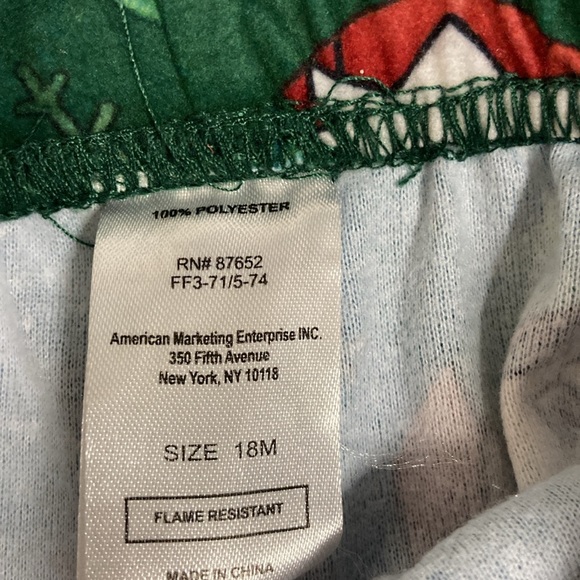 NWT Elf on the Shelf button down green Christmas pajama set 18m - Picture 8 of 8